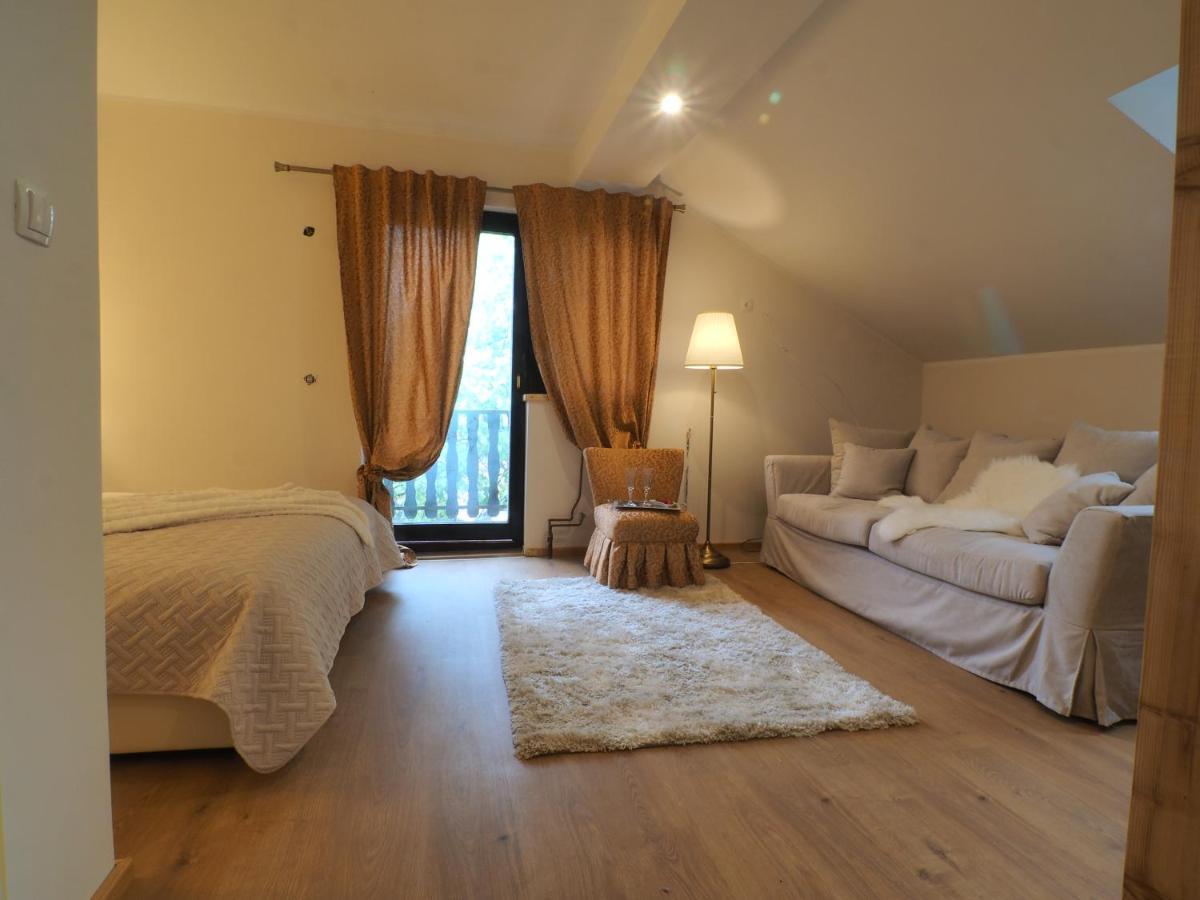 Guest House Sara Latin Ngoại thất bức ảnh