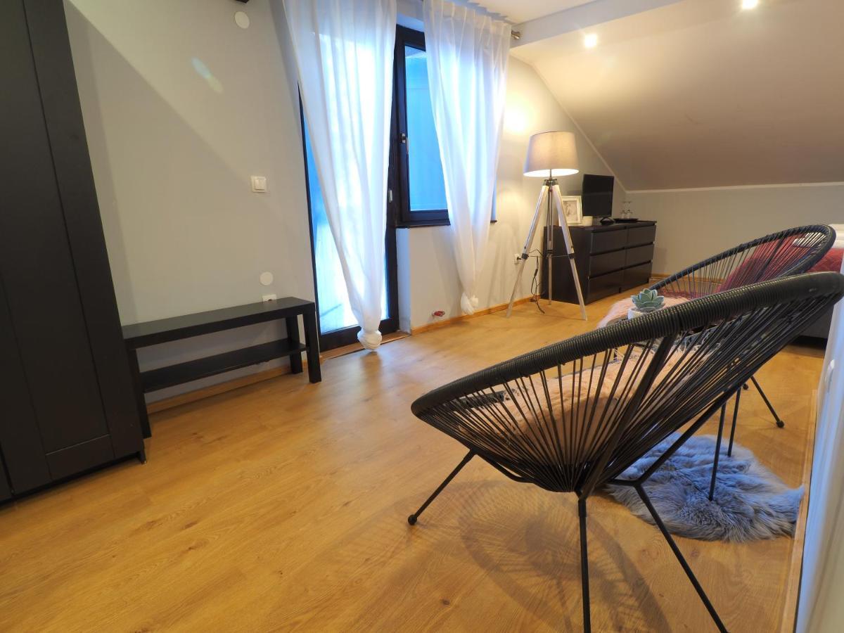 Guest House Sara Latin Ngoại thất bức ảnh
